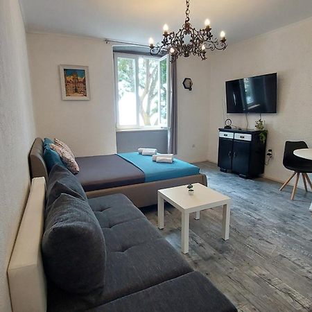 Apartments Lena Ριέκα Εξωτερικό φωτογραφία